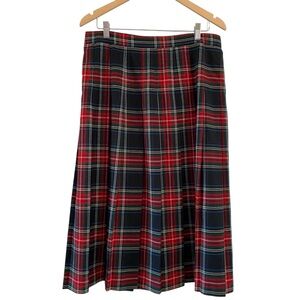 80s Pleated Plaid Skirt Holiday Red Country Cabin Preppy Vintage Old Money 18P